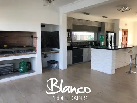 Casa  en Alquiler en San Sebastian, Escobar, G.B.A. Zona Norte