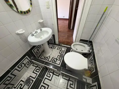 Departamento en Alquiler en Balvanera, $ 490.000