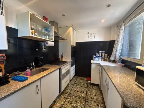 Depto Tipo Casa en Venta en Pompeya, USD 199.000
