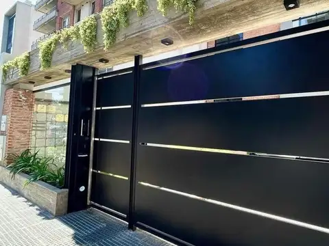 Nicolas Avellaneda 947 , Piso 1