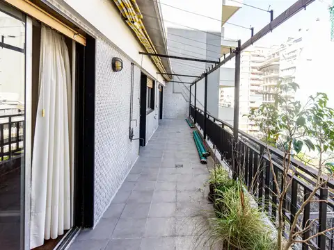 Venta exclusivo semipiso 5 amb. 2 cocheras