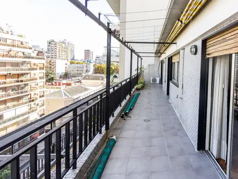 Venta exclusivo semipiso 5 amb. 2 cocheras