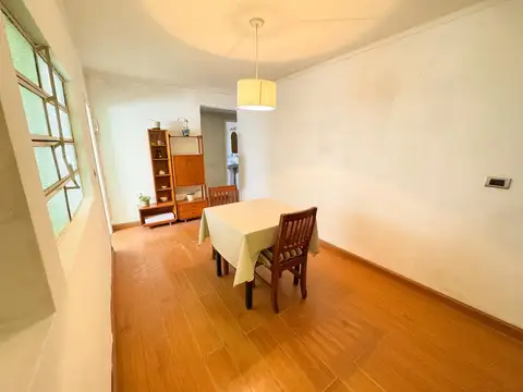 Depto Tipo Casa 4 ambientes con 1 baño