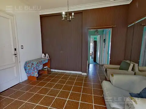 Depto Tipo Casa en Venta 60 años