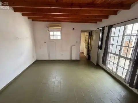 Depto Tipo Casa 6 ambientes con 2 baños