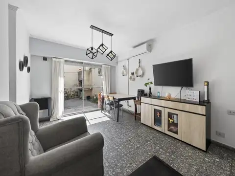 Depto Tipo Casa en Venta en Parque Avellaneda, USD 143.000