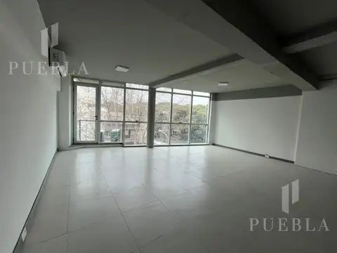 Oficina en Alquiler - Parque Patricios