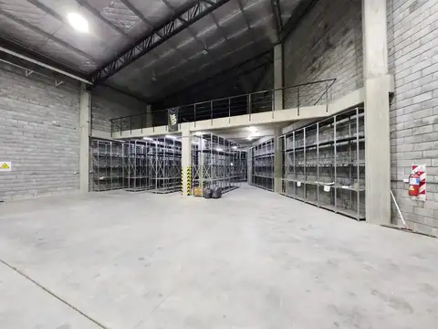 Colectora Oeste Ramal Escobar 800