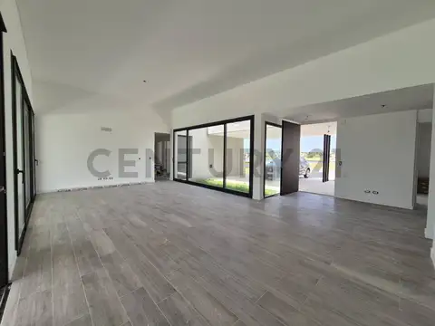 Casa en Venta en El Naudir, Countries y Barrios Cerrados en Escobar