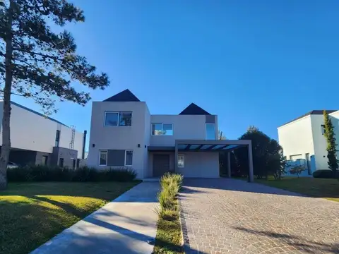 Casa en Venta Saint Thomas Este Oeste - Canning