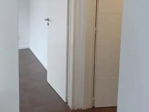 Departamento c/cochera, edif.c/pileta  en excelente ubicacion