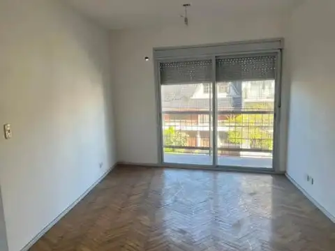 EXCELENTE DEPARTAMENTO DE 3 AMBIENTES l FRENTE | BAJAS EXPENSAS | APTO CREDITO | PQUE. CHACABUC...