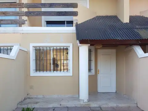 Almirante Brown al 1400