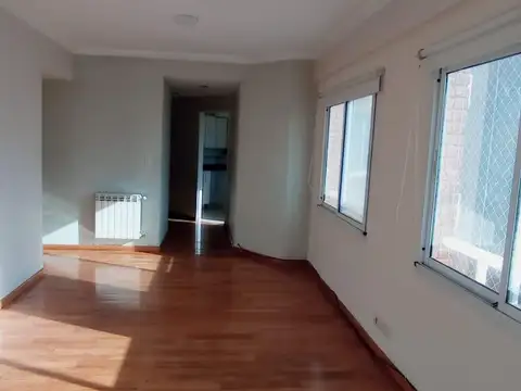 Departamento en Alquiler en Flores, $ 900.000