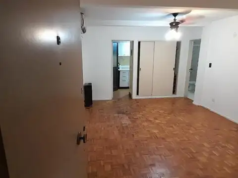 Alquilo Mono-ambiente interrno, muy comodo y completo