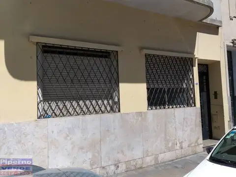 Estados Unidos 1200, Piso PB