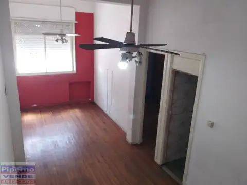 Estados Unidos 1200, Piso PB