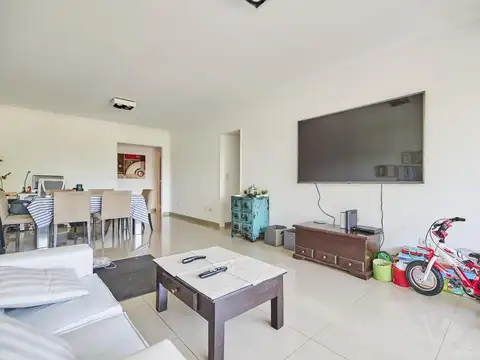 Departamento 4 ambientes con 3 baños