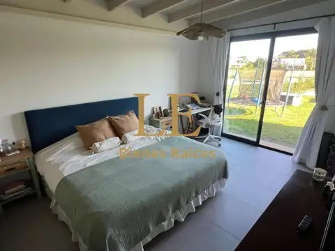 Casa en Alquiler de 3 dormitorios