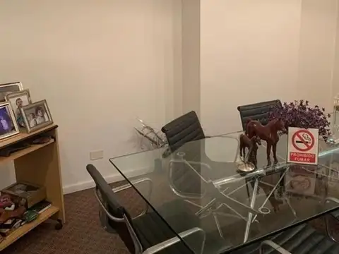 Oficina en Venta en San Nicolás, USD 210.000