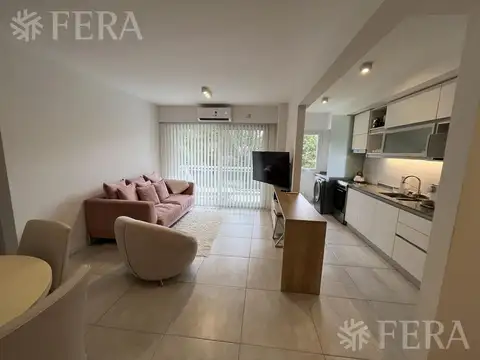 Venta departamento 3 ambientes con balcón y cochera  en Bernal