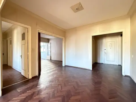 VENTA apartamento 3 dormitorios y servicio CORDON