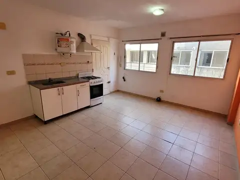 9 de Julio  al 800 Morón