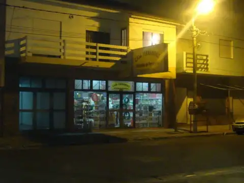 Depto Tipo Casa en Venta de 6 ambientes