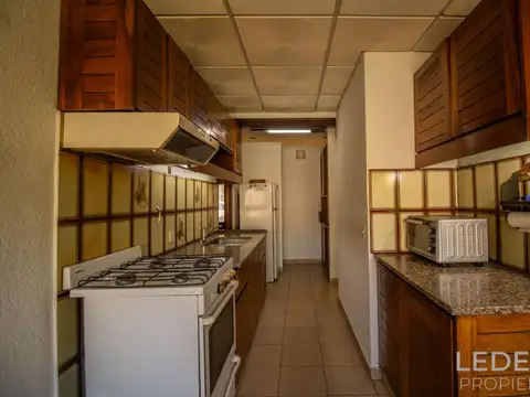 CASA 4 AMBIENTES CON GARAGE