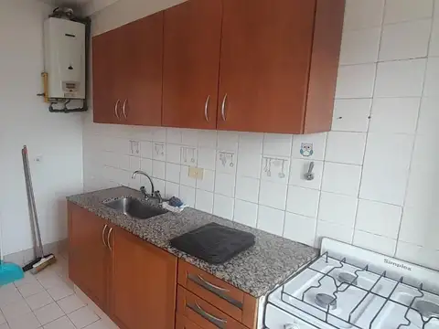 Departamento en Alquiler en Wilde, $ 430.000