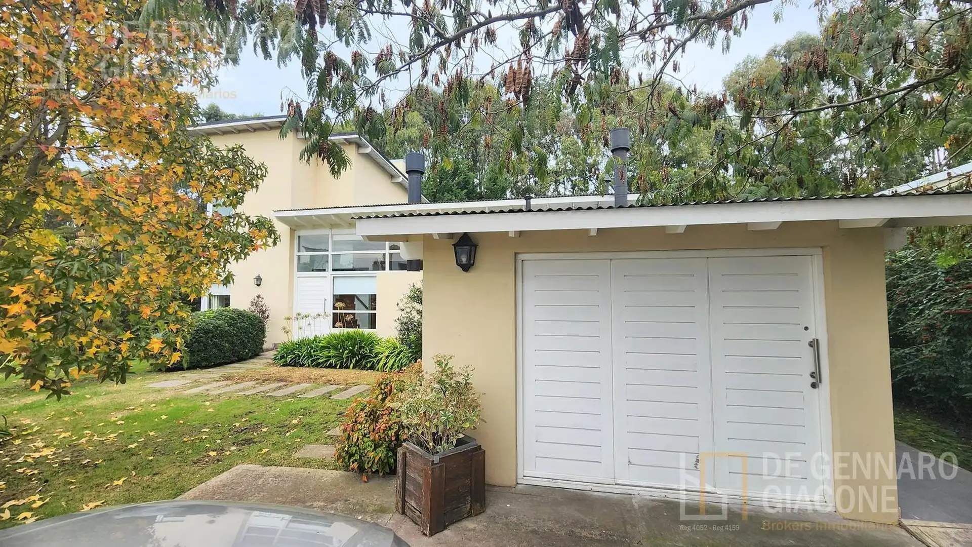 Casa 4 dorm en Barrio Privado Rumencó, 193 m² + quincho con parrilla y parque