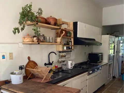 Casa 4 ambientes con 4 baños