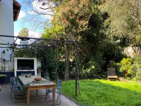 Excelente casa en alquiler en el Bajo de Acassuso