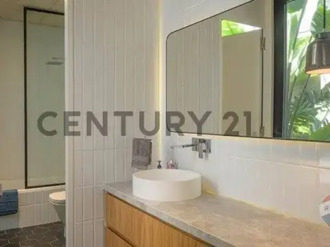 VENTA CASA AL LAGO EN MUELLES PUERTOS DEL LAGO