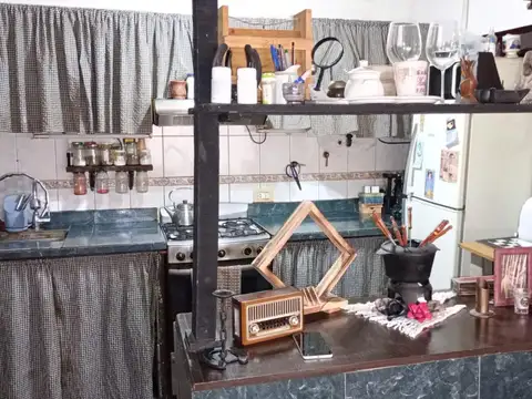 Depto Tipo Casa en Venta de 4 dormitorios