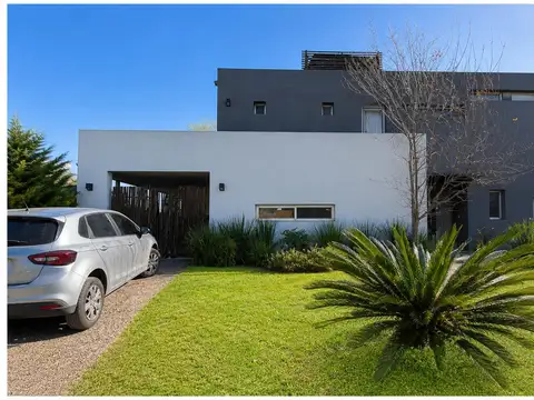 Casa en venta 6 ambientes en Haras Santa María - Los Eucaliptos - Escobar