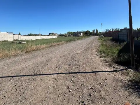 Terreno en Venta en General Fernandez Oro, USD 25.000