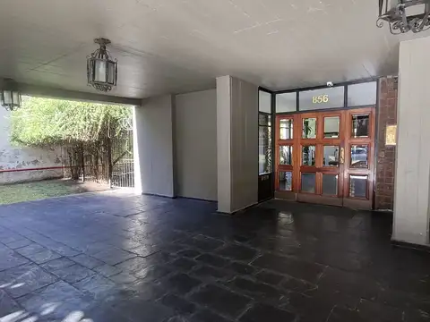 Gobernador Valentín Vergara 800, Piso 2