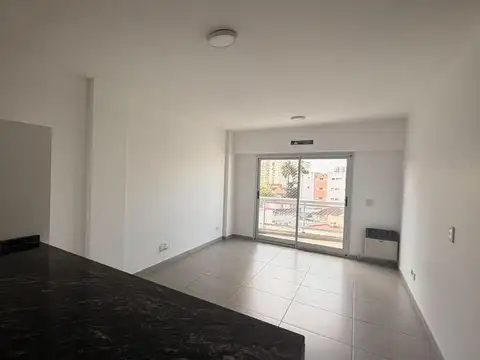 Departamento en Alquiler en Coghlan, $ 1.500.000