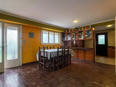 Depto Tipo Casa en Venta de 4 ambientes