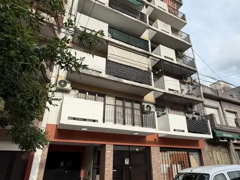 3 amb contrafrente con balcon o/este