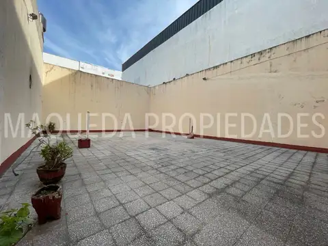Galpon en Venta 8,66  mts Frente