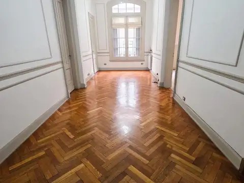 Piso Completo 231 m² | Entrada Independiente | Apto Profesional
