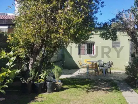 CASA EN VENTA - GONNET