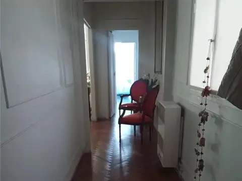 URIBURU JOSE E. PRES. 1300, Piso 4