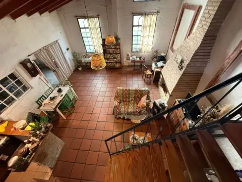 Casa 6 ambientes con 1 baño