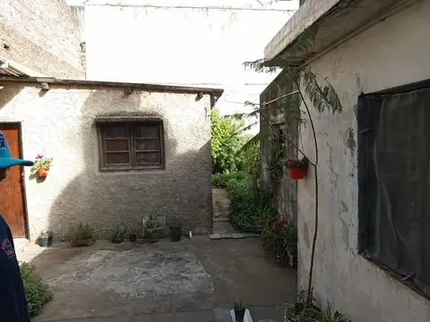 Venta casa pleno centro San Lorenzo