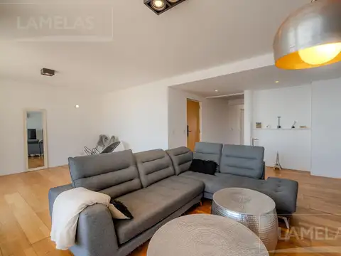 Departamento en Venta con 2 cocheras