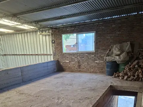 Galpon en Alquiler 11  mts Frente