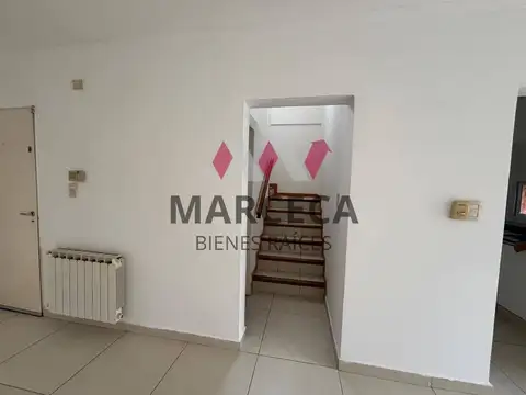 Depto Tipo Casa en Venta 17 años